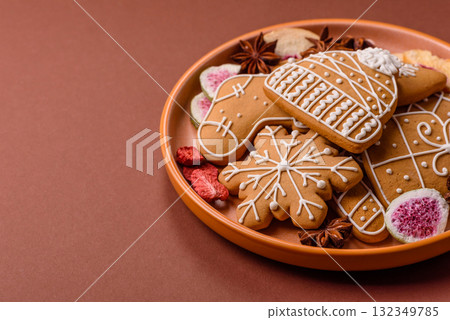 Christmas gingerbread, food for winter holidays, holiday table decoration. Christmas gingerbread Christmas gingerbread, food for winter holidays, holiday table decoration. Christmas gingerbread 132349785