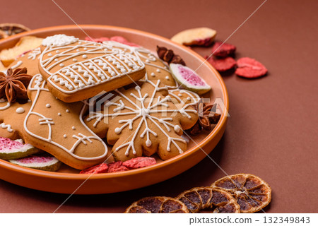Christmas gingerbread, food for winter holidays, holiday table decoration. Christmas gingerbread Christmas gingerbread, food for winter holidays, holiday table decoration. Christmas gingerbread 132349843