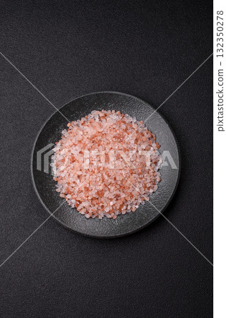 Salt pink Himalayan large crystals as food, for baths or aromatherapy. Pink salt 132350278