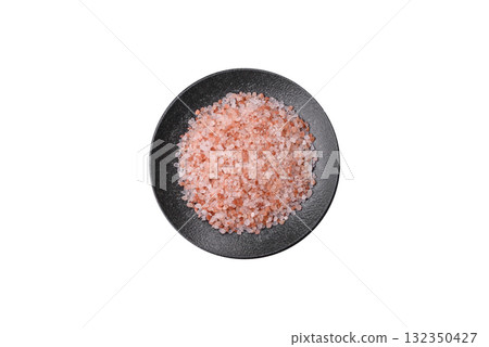 Salt pink Himalayan large crystals as food, for baths or aromatherapy. Pink salt 132350427