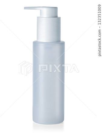 Pump bottle dispenser for cosmetic skincare lotion packaging Pump bottle dispenser for cosmetic skincare lotion packaging 132351009