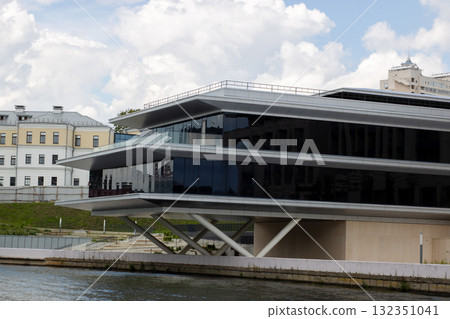 A Stunning Modern Architectural Marvel Situated by the Beautiful Water A Stunning Modern Architectural Marvel Situated by the Beautiful Water 132351041