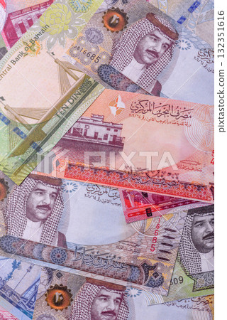 Bahrain paper money, dinar banknotes as currency for exchange or travel. Bahraini money Bahrain paper money, dinar banknotes as currency for exchange or travel. Bahraini money 132351616