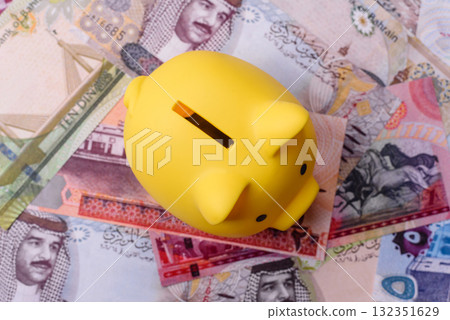 Bahrain paper money, dinar banknotes as currency for exchange or travel. Bahraini money Bahrain paper money, dinar banknotes as currency for exchange or travel. Bahraini money 132351629