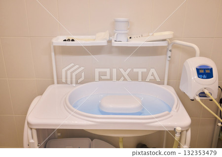 Introducing the Modern Infant Bathing Station designed specifically for Newborns and Toddlers Introducing the Modern Infant Bathing Station designed specifically for Newborns and Toddlers 132353479