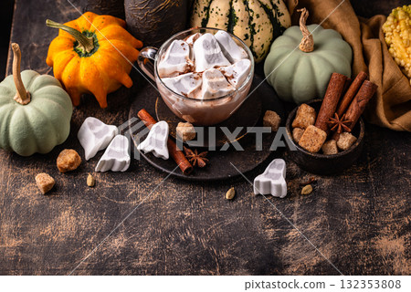 Halloween hot chocolat with ghost marshmellow 132353808