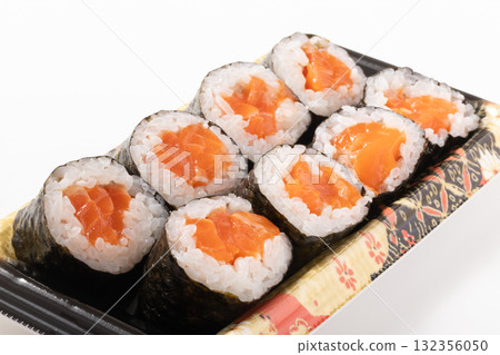 Salmon medium roll (salmon trout) Salmon medium roll (salmon trout) 132356050