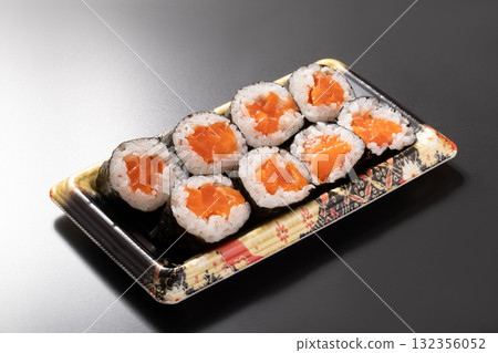 鮭魚中捲（鮭魚鱒魚） 132356052