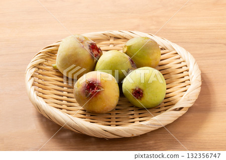 Fig-no flower Fig-no flower 132356747