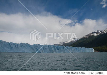 Perito Moreno Glacier, Los Glaciares National Park, Santa Cruz Province, Patagonia Argentina. Perito Moreno Glacier, Los Glaciares National Park, Santa Cruz Province, Patagonia Argentina. 132358009