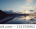 Lake Tanuki and Mt. Fuji in the early morning 132358462