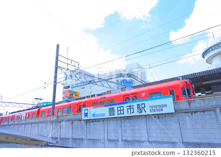 愛知縣豐田市名鐵豐田市站停靠的電車風景 132360215