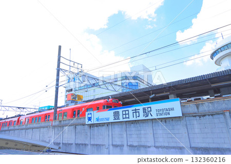 愛知縣豐田市名鐵豐田市站停靠的電車風景 132360216