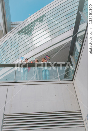 扇子 女生 女孩 132361500