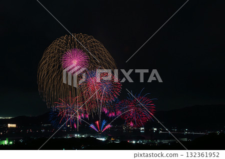 Scenes from the Mikkabi Fireworks Festival in Hamamatsu City (Shizuoka Prefecture) 132361952