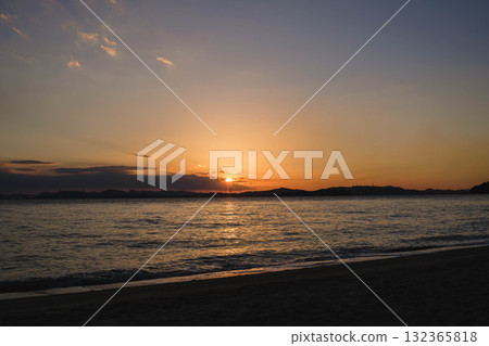 [Shibukawa Coast] A beautiful sunset and impressive coastal scenery 132365818