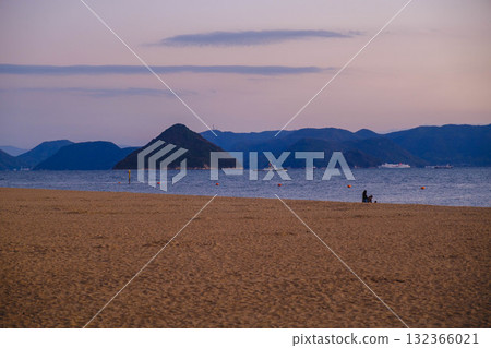 [Shibukawa Coast] A beautiful sunset and impressive coastal scenery 132366021