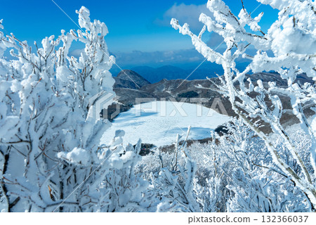 赤城山的湖泊 01 赤城山的湖泊 01 132366037