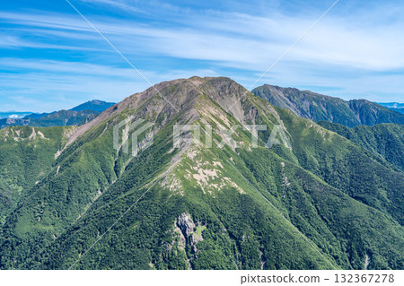 Akaishi-dake seen from the summit of Okuhijiri-dake. Hijiri-dake and Usagi-dake mountain climbing in the Southern Alps. 132367278