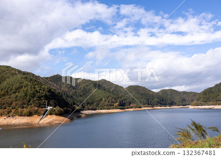 Autumn scenery at Ouchi Dam in Fukushima Prefecture Autumn scenery at Ouchi Dam in Fukushima Prefecture 132367481