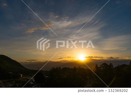 Sunrise seen from the Central Alps | Komagane City, Nagano Prefecture [September] 132369202