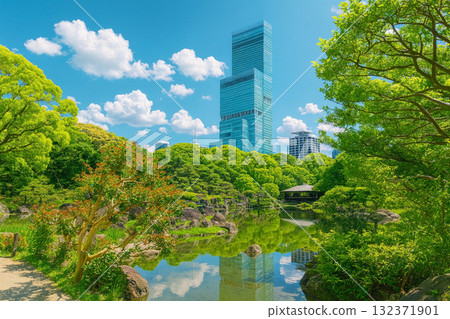 阿倍野Harukas和慶澤園水面倒映的風景 132371901