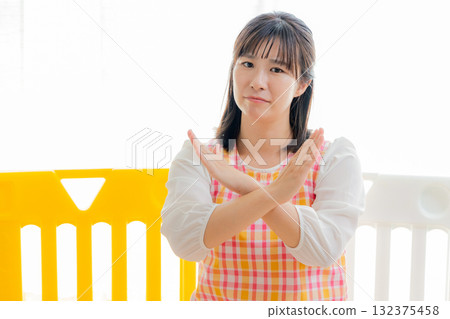 Childminder woman 132375458