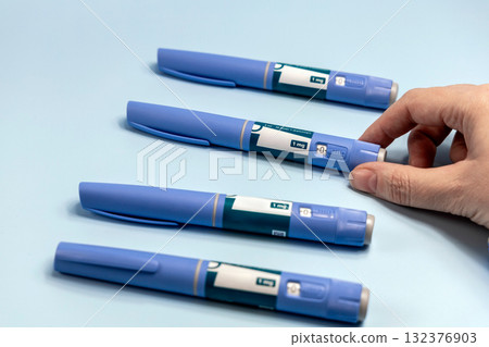 Ozempic Insulin injection pen or insulin cartridge pen for diabetics. 132376903