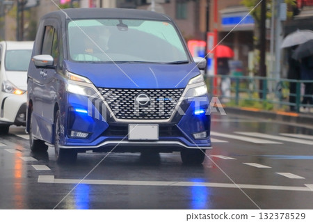 國內小型貨車 132378529