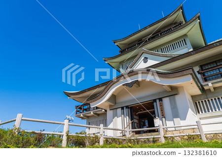 Komakiyama Castle, a stone fortress built by Oda Nobunaga, where excavations continue (Komaki City, Aichi Prefecture) Komakiyama Castle, a stone fortress built by Oda Nobunaga, where excavations continue (Komaki City, Aichi Prefecture) 132381610