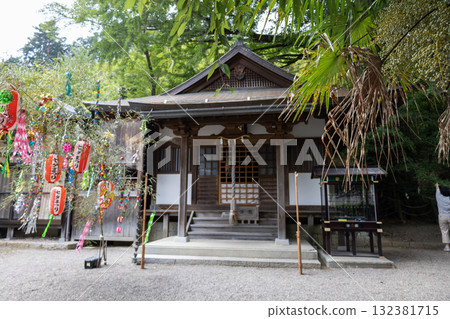 Tanabata Festival decorations at Raigo-in Temple, Tenkawa Daibenten, Nara Prefecture (photographed on August 28, 2025) 132381715