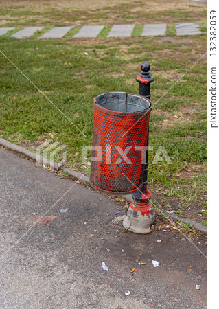 Pole Trash Bin Park 132382059