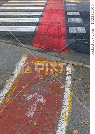 Bike Path Stop Crossing 132382109