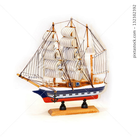 Sailing tall ship Sailing tall ship 132382392