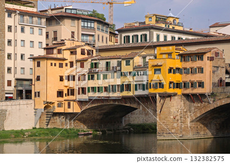Ponte Vecchio Arno River Ponte Vecchio Arno River 132382575