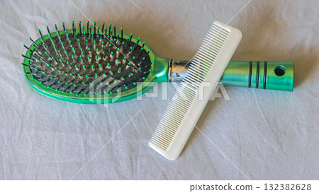 Dirty Hair Brush Comb Dirty Hair Brush Comb 132382628