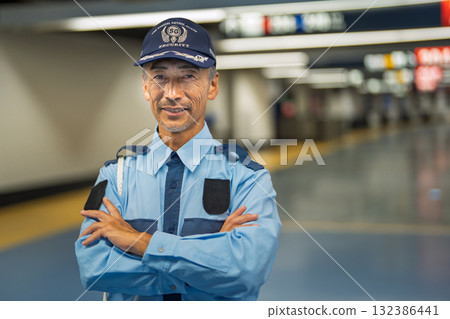 保安高級男性機場 保安高級男性機場 132386441