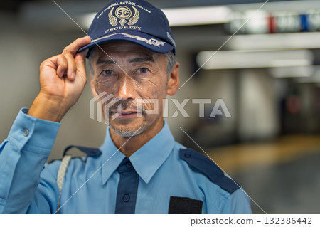 保安高級男性機場 保安高級男性機場 132386442