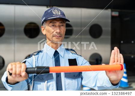 Security guard, senior male, security guard 132386497