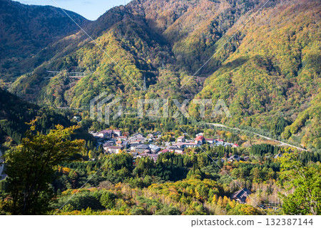 "Okuhida Onsen Village in Autumn" Hirayu Onsen town overlooked from R158 Awa Pass (old road) 132387144