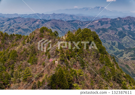 早春時節，從良神山八丁嶺眺望西嶽與淺山 132387611