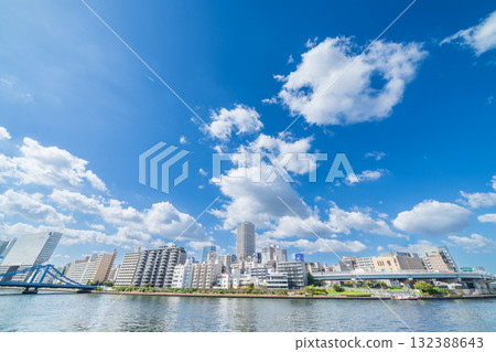"Tokyo" Sumida River scenery near Fukagawa, Koto Ward 132388643