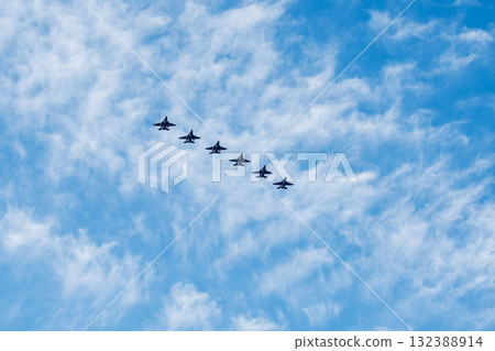 F2 demonstrating maneuvering flight at air show F2 demonstrating maneuvering flight at air show 132388914