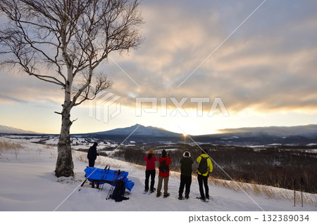 January: Hoshikazenooka Snowshoe Trekking 132389034