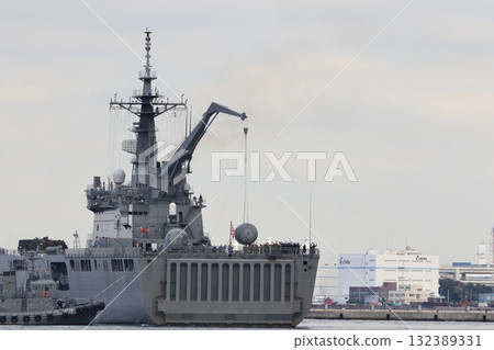 運輸船「國東號」準備離港。 132389331