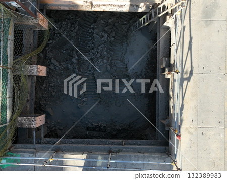 MRT project 132389983