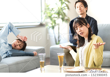 A drunk woman and a helpless man and woman A drunk woman and a helpless man and woman 132390045