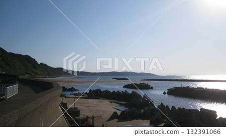 Clear blue sky, blue sea, coastal cape and wave breakers Clear blue sky, blue sea, coastal cape and wave breakers 132391066