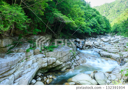 [岡山縣] 山谷 132391934
