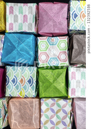 Gorgeous origami creations 132392586